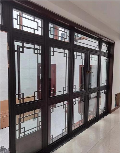 如何選擇滿(mǎn)意且優(yōu)質(zhì)的中式鋁合金門(mén)窗